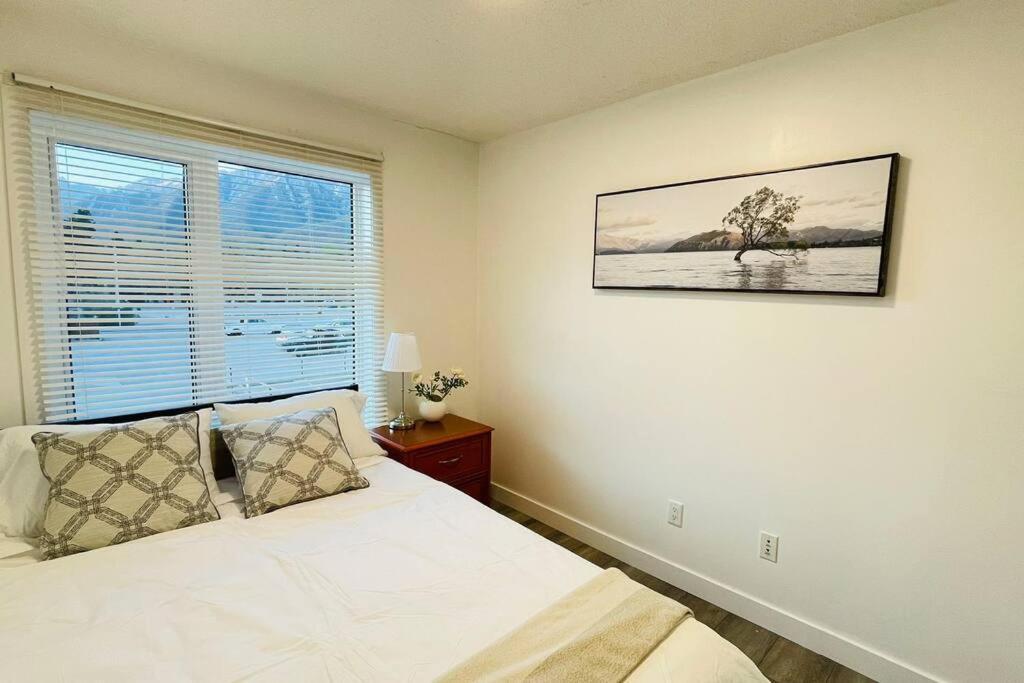 Unit #204 Cozy Mountain View 2Br In Canmore Downtown Экстерьер фото