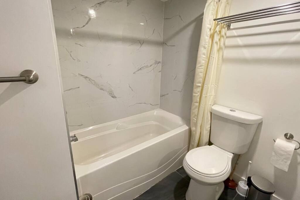 Unit #204 Cozy Mountain View 2Br In Canmore Downtown Экстерьер фото